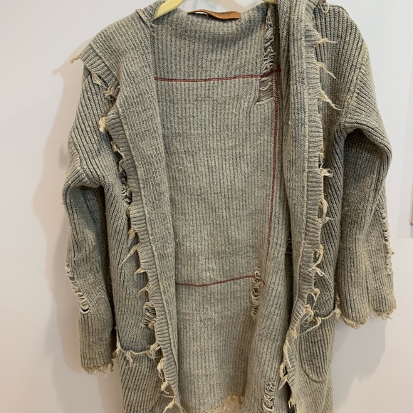 The New Vintage Butterfly Cardigan - Picture 2 of 2